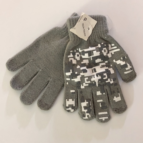 Child’s Tech Touch Gray Gloves OS NWT - Picture 2 of 3